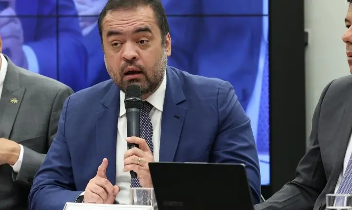 TSE mantém condenação de Claudio Castro à inelegibilidade  