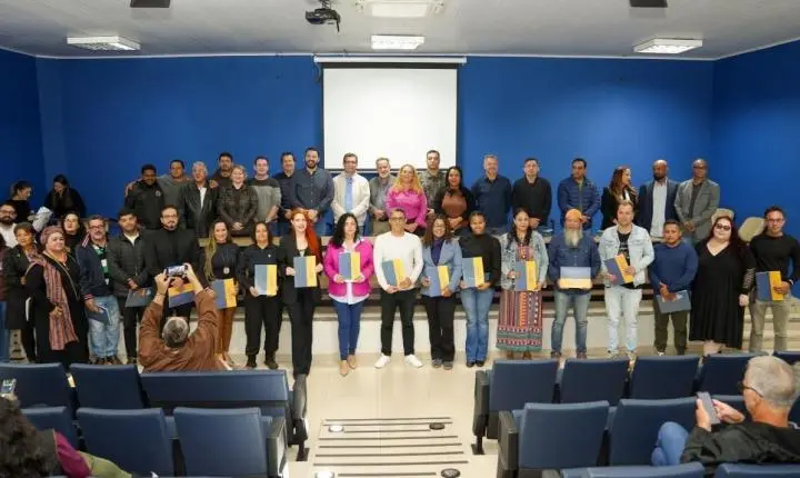 Vereadores e prefeito prestigiam posse de novos conselheiros municipais