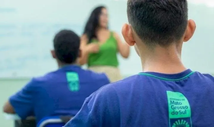 Volta às aulas acontece em 10 de agosto nas escolas estaduais, e professores se preparam com Jornada Formativa